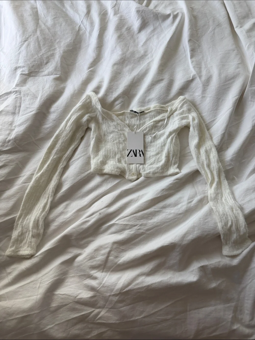 Zara Off-White Cropped Button-Front Knit Top